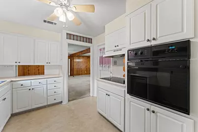 5700 Westlawn Drive, Waco, TX 76710 - Photo 14