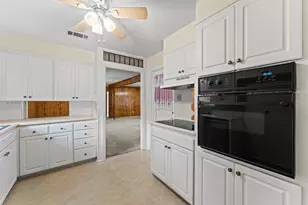 5700 Westlawn Dr, Waco, TX 76710 - Photo 14