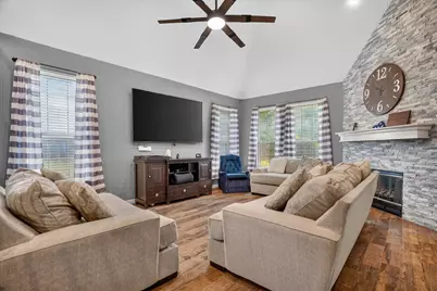 813 Cardinal Ridge Road, Burleson, TX 76028 - Photo 8