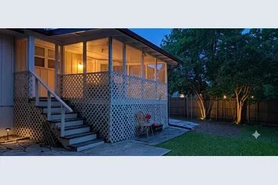 901 E Daugherty Drive, Garland, TX 75041 - Photo 12