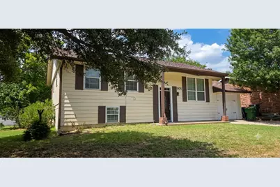 901 E Daugherty Drive, Garland, TX 75041 - Photo 14