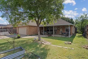 4601 Carlton Dr, Garland, TX 75043 - Photo 32