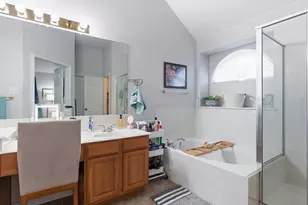 4601 Carlton Dr, Garland, TX 75043 - Photo 20
