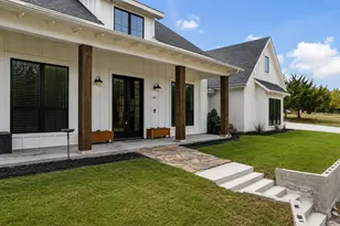 303 Cates Rd, Van Alstyne, TX 75495 - Photo 1