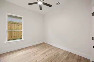 2120 NW 21st St, Fort Worth, TX 76164 - Photo 26