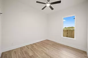 2120 NW 21st St, Fort Worth, TX 76164 - Photo 24