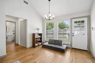 5631 Victor St, Dallas, TX 75214 - Photo 10