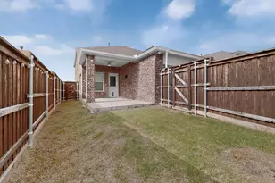2285 Obsidian Dr, Little Elm, TX 76227 - Photo 32
