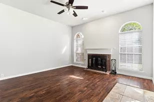 6721 Misty Hollow Dr, Plano, TX 75024 - Photo 4