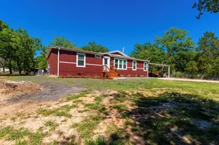 210 Grubbs Ln, Gun Barrel City, TX 75156 - Photo 2