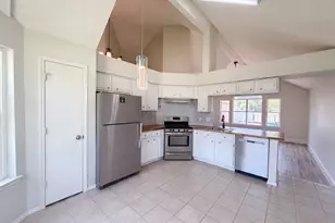 713 Lake Bluff Dr, Flower Mound, TX 75028 - Photo 12