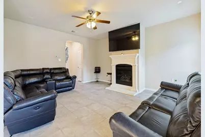 9809 Timberwolf Lane, McKinney, TX 75071 - Photo 2