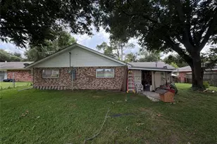126 Poinsettia Cir, Terrell, TX 75160 - Photo 6