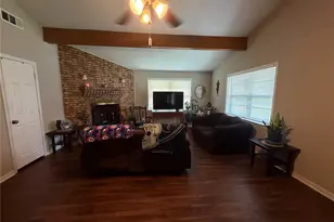 126 Poinsettia Cir, Terrell, TX 75160 - Photo 2