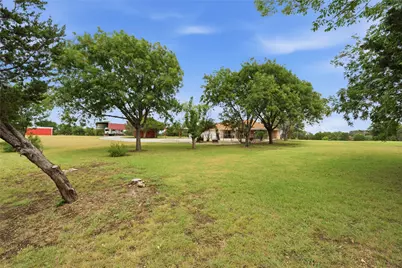 180 Bend Of The Bosque Road, China Spring, TX 76633 - Photo 14