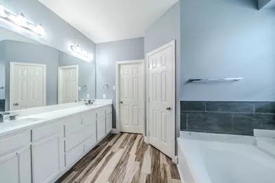 1717 Lake Eden Drive, Euless, TX 76039 - Photo 20
