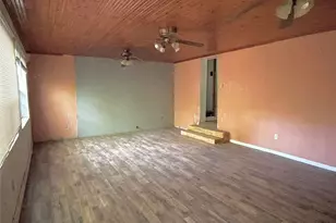 802 Gardner Dr, Palestine, TX 75803 - Photo 22