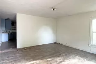 802 Gardner Dr, Palestine, TX 75803 - Photo 10