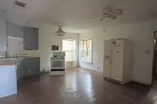 802 Gardner Dr, Palestine, TX 75803 - Photo 12