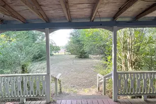802 Gardner Dr, Palestine, TX 75803 - Photo 32
