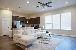 1936 Bel Air Dr, Arlington, TX 76010 - Photo 4