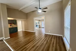 4019 Rushmoor Dr, Arlington, TX 76016 - Photo 4