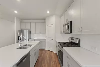 3420 Chivalry Drive, Denton, TX 76207 - Photo 4