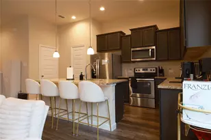 1936 Bel Air Dr, Arlington, TX 76010 - Photo 6