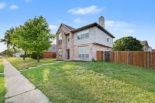 10700 Castle Dr, Frisco, TX 75035 - Photo 2