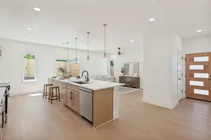 419 N Denley Dr, Dallas, TX 75203 - Photo 14