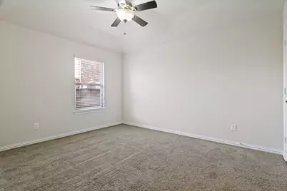 211 Copper Canyon Drive, Lewisville, TX 75067 - Photo 18