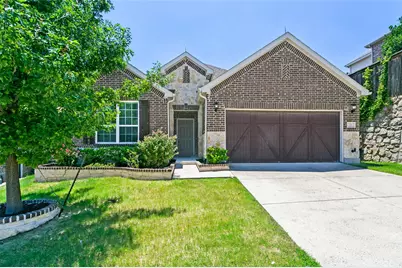 211 Copper Canyon Drive, Lewisville, TX 75067 - Photo 2