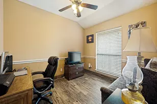 149 Roberts Dr, Saginaw, TX 76179 - Photo 14