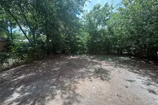 2910 Birmingham Ave, Dallas, TX 75215 - Photo 16