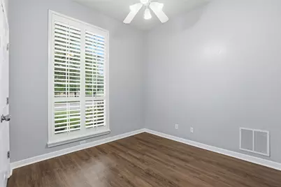 1404 Chaucer Drive, Cleburne, TX 76033 - Photo 14