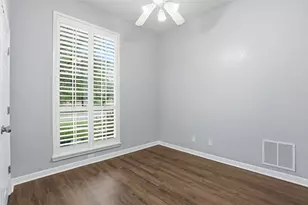 1404 Chaucer Dr, Cleburne, TX 76033 - Photo 14