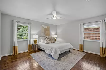 9605 Crestedge Drive, Dallas, TX 75238 - Photo 14