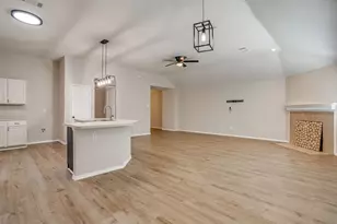 3532 Bandera Ranch Rd, Fort Worth, TX 76262 - Photo 10