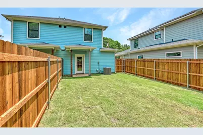 1323 S 5th Avenue, Denison, TX 75021 - Photo 22