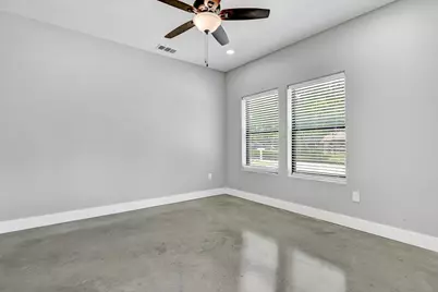1323 S 5th Avenue, Denison, TX 75021 - Photo 6