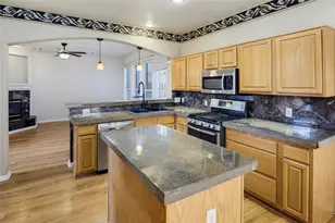 4549 Shadowridge Dr, The Colony, TX 75056 - Photo 12