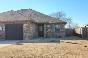 931 Robineta, Gunter, TX 75058 - Photo 1