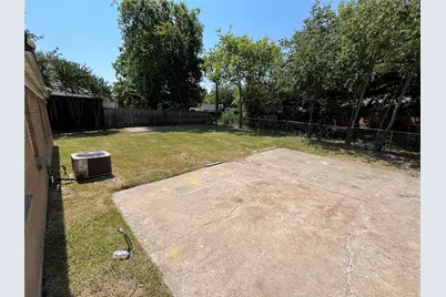 13020 Spring Oak Drive, Balch Springs, TX 75180 - Photo 18