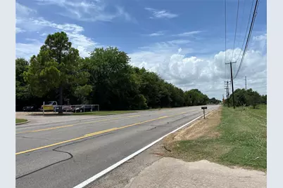 2302 Live Oak Street, Commerce, TX 75428 - Photo 4