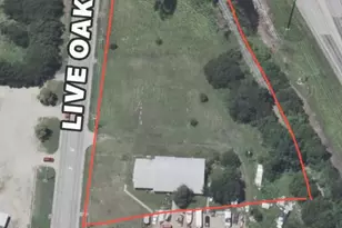 2302 Live Oak St, Commerce, TX 75428 - Photo 1