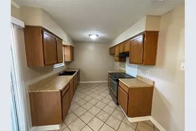 4705 Kristie Drive, Balch Springs, TX 75180 - Photo 4