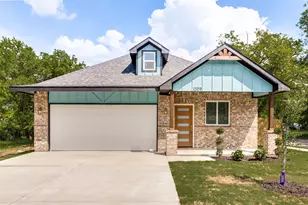 1329 Arizona Ave, Fort Worth, TX 76104 - Photo 1