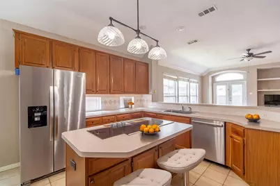 9316 Preston Trail, Irving, TX 75063 - Photo 12
