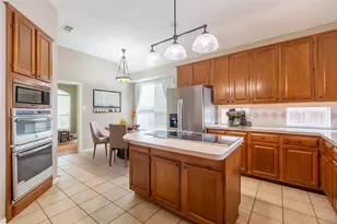 9316 Preston Trail, Irving, TX 75063 - Photo 10