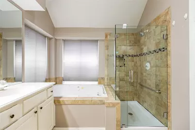 9316 Preston Trail, Irving, TX 75063 - Photo 20